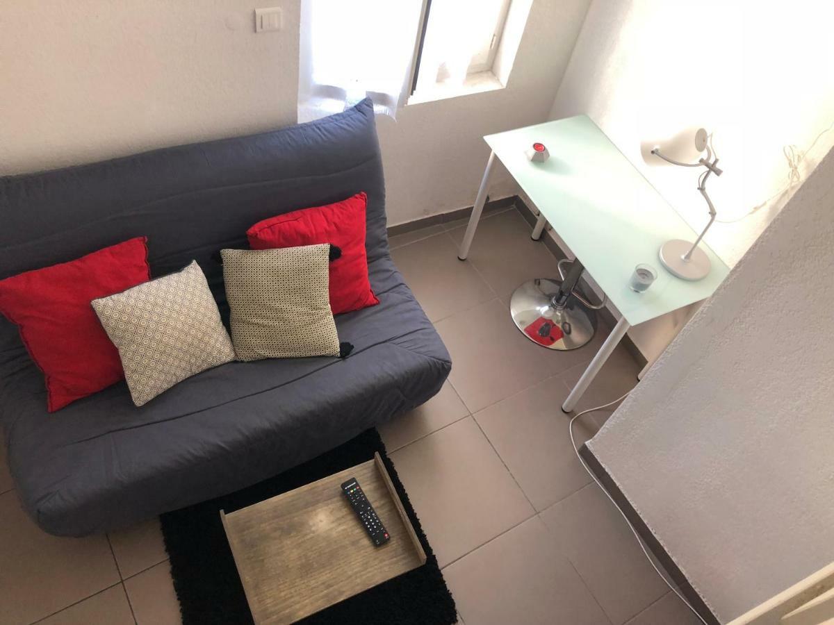 Decouvrir Lourdes Apartment Екстериор снимка